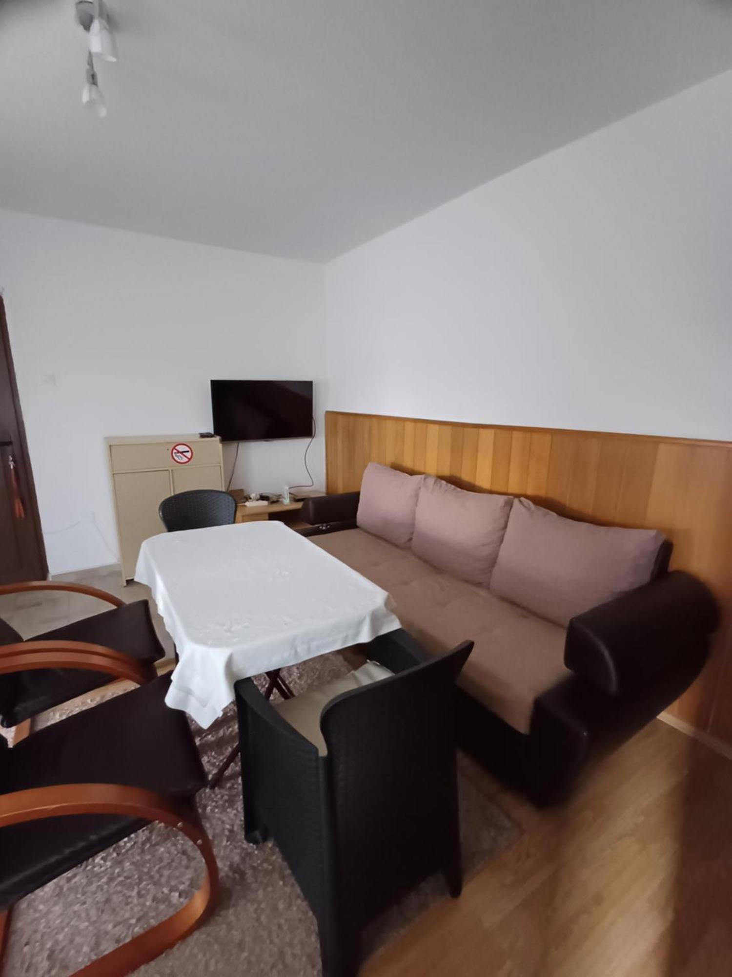 Apartments Lela Bihać Esterno foto